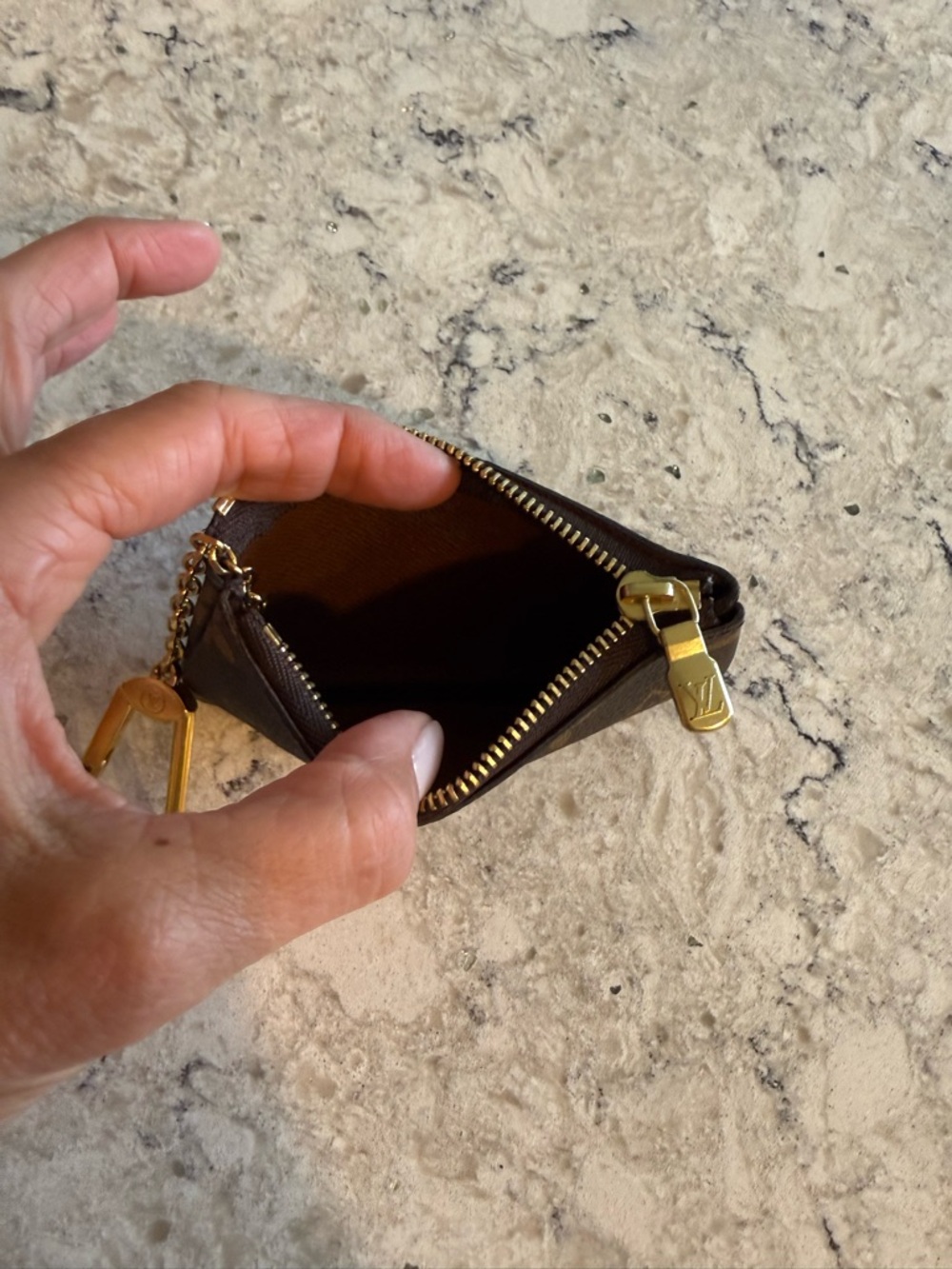 Louis Vuitton Brown Monogram Key & Card Holder with Gold Hardware - Picture 5 of 7